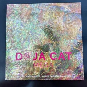 Mega Eyeshadow Palette - MulticolorBH Revolution Doja Cat Mega Eyeshadow Palette